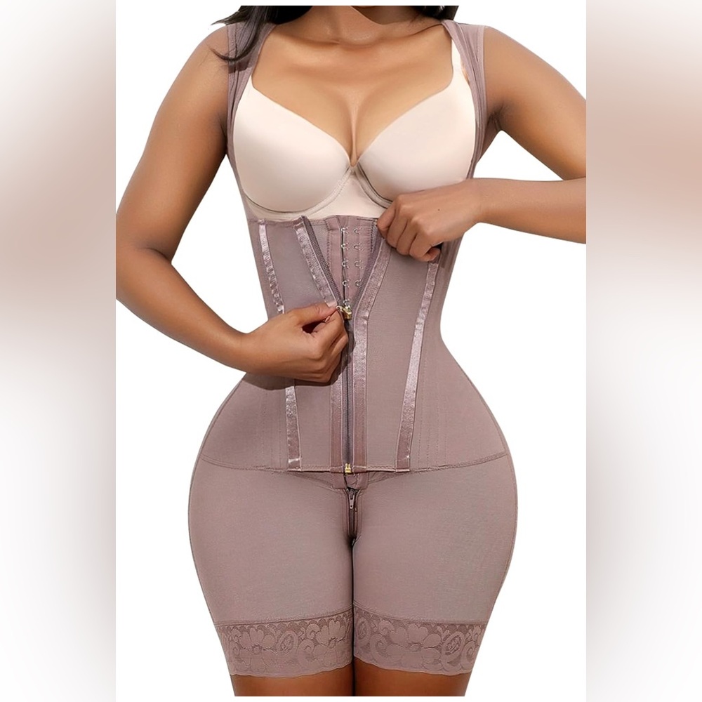 Women's Shapewear Bodysuit in Taupe